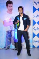 Varun Dhawan at skybags launch on 11th March 2016